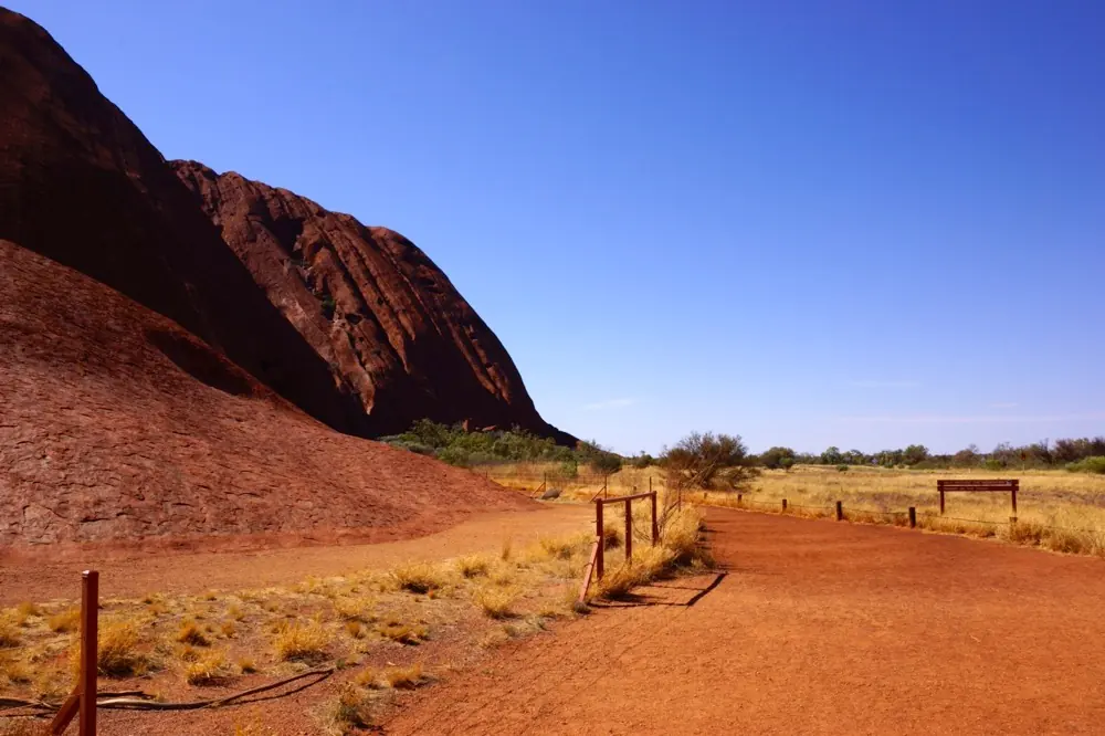 Foto 1 zu Uluru Trekking und Kata Tjuta