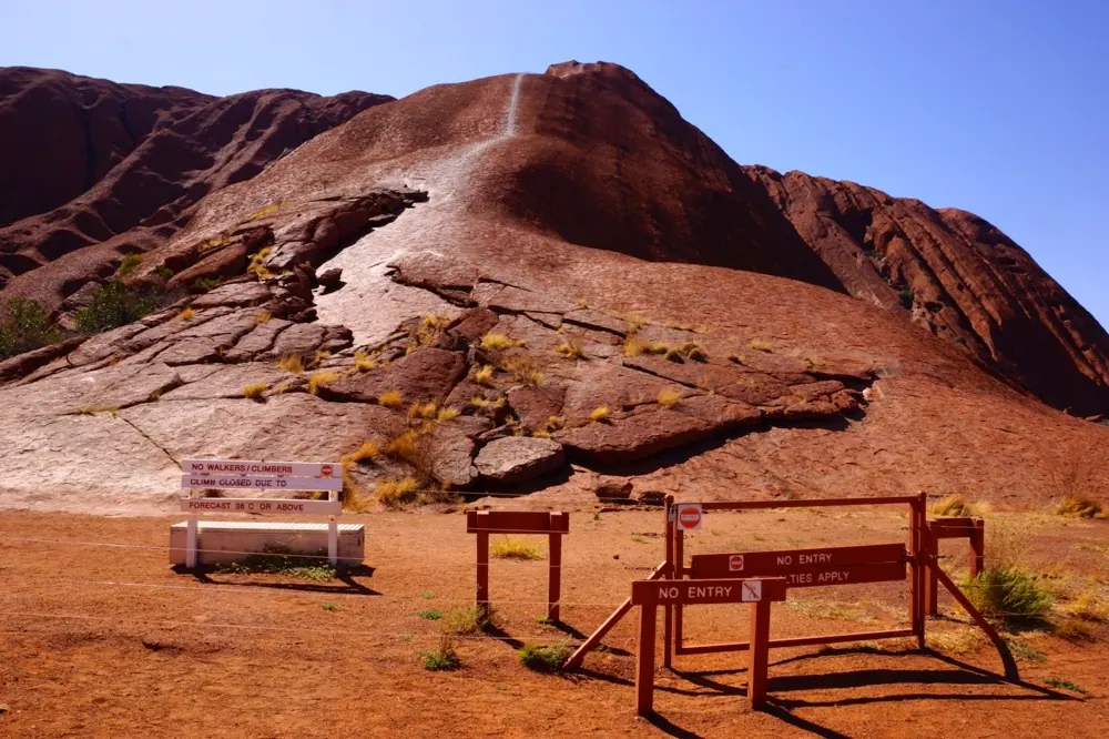 Foto 2 zu Uluru Trekking und Kata Tjuta